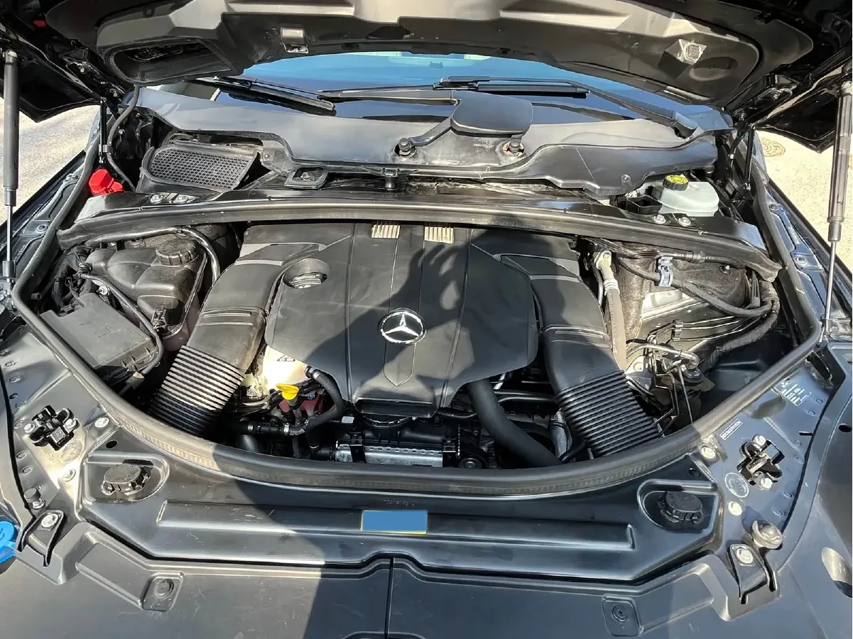 2015 Mercedes-Benz R Class 3.0T 333HP V6 7AT,autocango,china used car exporter,china ev exporter,chinese used car exporter,chinese used ev exporter