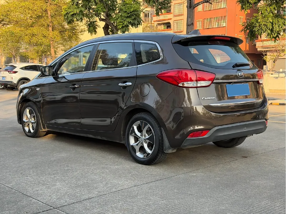 2013 Kia Carens 2.0L 152HP L4 6AT,autocango,china used car exporter,china ev exporter,chinese used car exporter,chinese used ev exporter