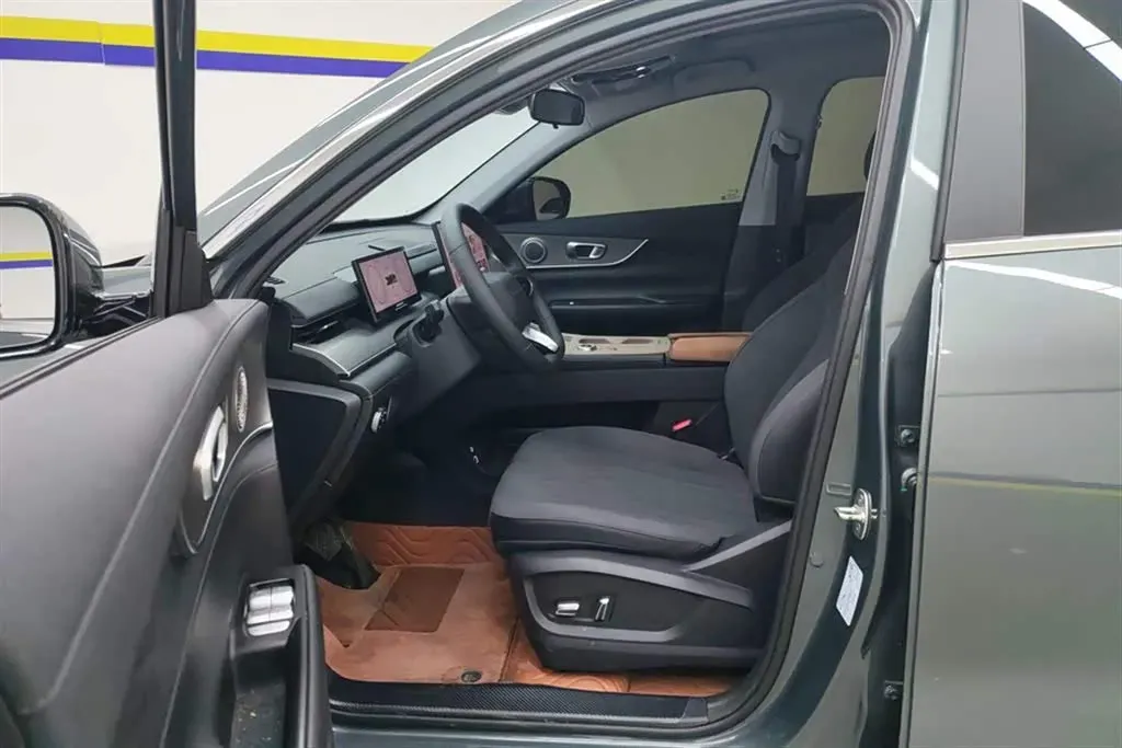 2025 Fulwin FulwinT8 1.5T 156HP L4 1DHT PHEV 18.67KWH,autocango,china used car exporter,china ev exporter,chinese used car exporter,chinese used ev exporter