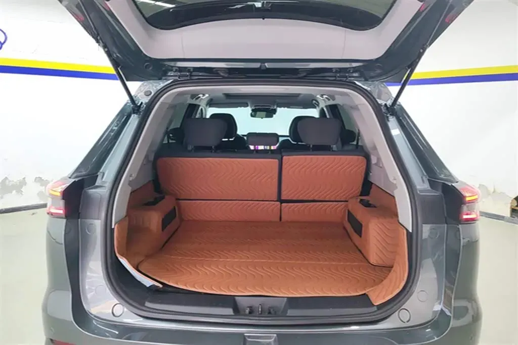 2025 Fulwin FulwinT8 1.5T 156HP L4 1DHT PHEV 18.67KWH,autocango,china used car exporter,china ev exporter,chinese used car exporter,chinese used ev exporter