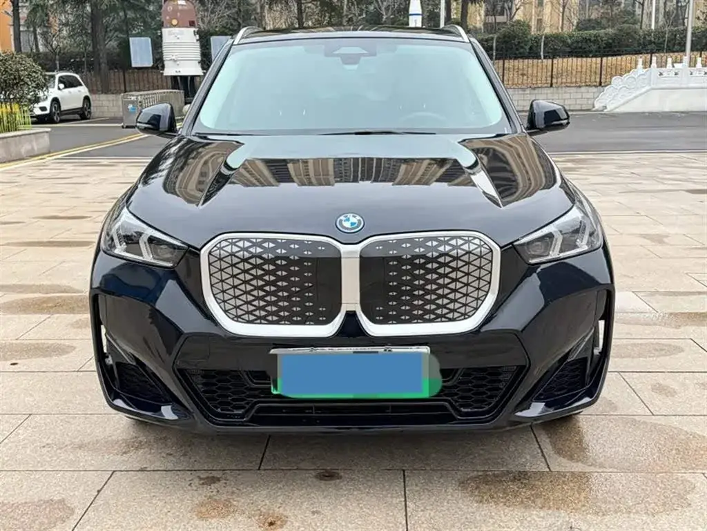 2023 BMW iX1 BEV