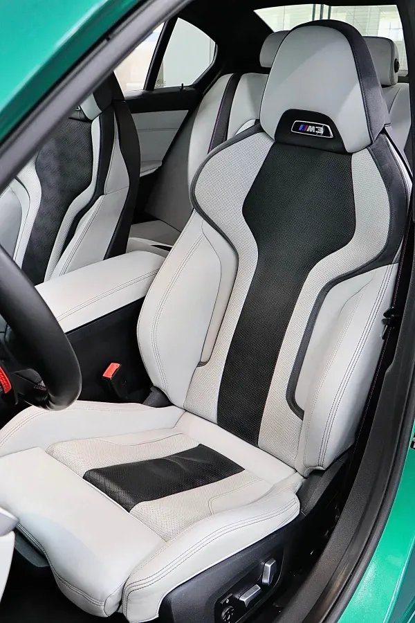 2021 BMW M3 3.0T 510HP L6 8AT,autocango,china used car exporter,china ev exporter,chinese used car exporter,chinese used ev exporter