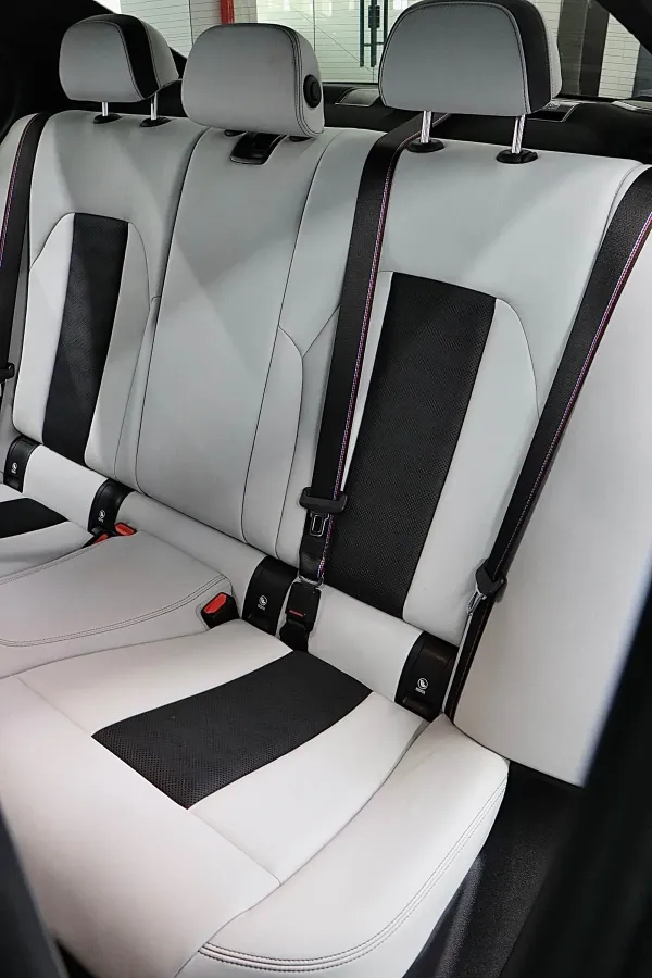 2021 BMW M3 3.0T 510HP L6 8AT,autocango,china used car exporter,china ev exporter,chinese used car exporter,chinese used ev exporter