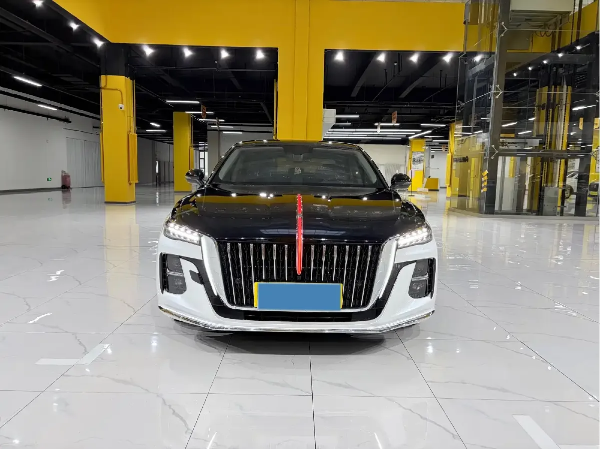 2025 HongQi H5 1.5T 169HP L4 7DCT,autocango,china used car exporter,china ev exporter,chinese used car exporter,chinese used ev exporter