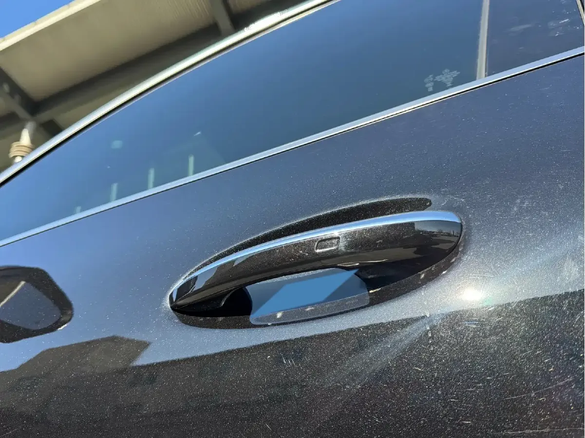 2025 Mercedes-Benz GLC Class 2.0T 204HP L4 9AT PHEV 30.9KWH,autocango,china used car exporter,china ev exporter,chinese used car exporter,chinese used ev exporter