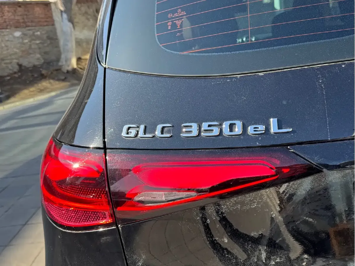 2025 Mercedes-Benz GLC Class 2.0T 204HP L4 9AT PHEV 30.9KWH,autocango,china used car exporter,china ev exporter,chinese used car exporter,chinese used ev exporter