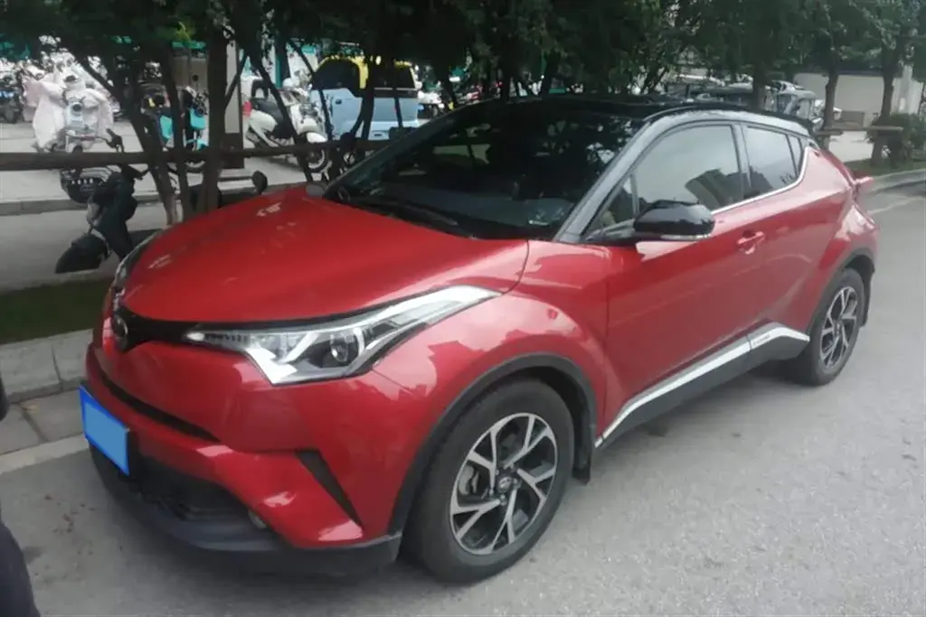 2018 Toyota C-HR 2.0L 171HP L4 CVT
