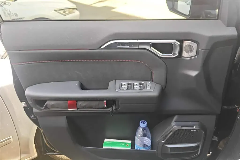 2024 Jetour Traveller 2.0T 254HP L4 7DCT,autocango,china used car exporter,china ev exporter,chinese used car exporter,chinese used ev exporter