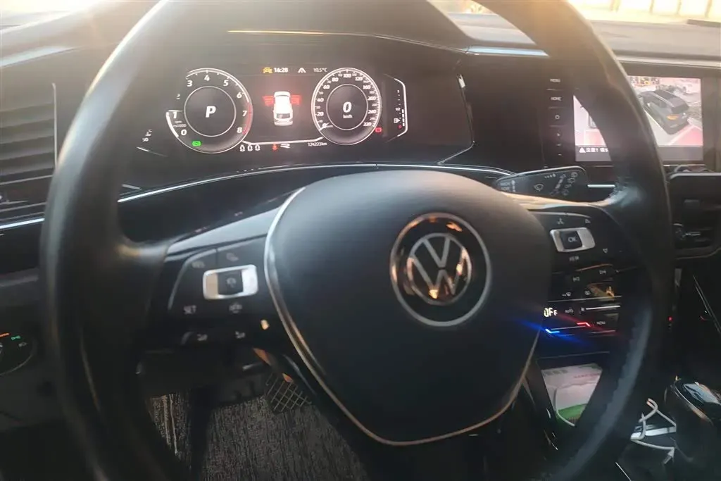 2022 Volkswagen Tayron 1.4T 150HP L4 7DCT,autocango,china used car exporter,china ev exporter,chinese used car exporter,chinese used ev exporter