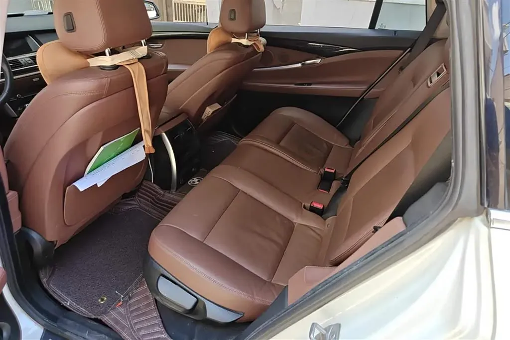 2014 BMW 5 Series GT 2.0T 245HP L4 8AT,autocango,china used car exporter,china ev exporter,chinese used car exporter,chinese used ev exporter