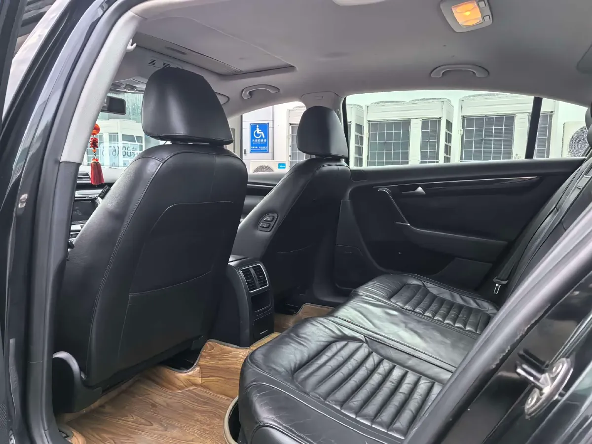 2013 Volkswagen Magotan 1.8T 160HP L4 7DCT,autocango,china used car exporter,china ev exporter,chinese used car exporter,chinese used ev exporter