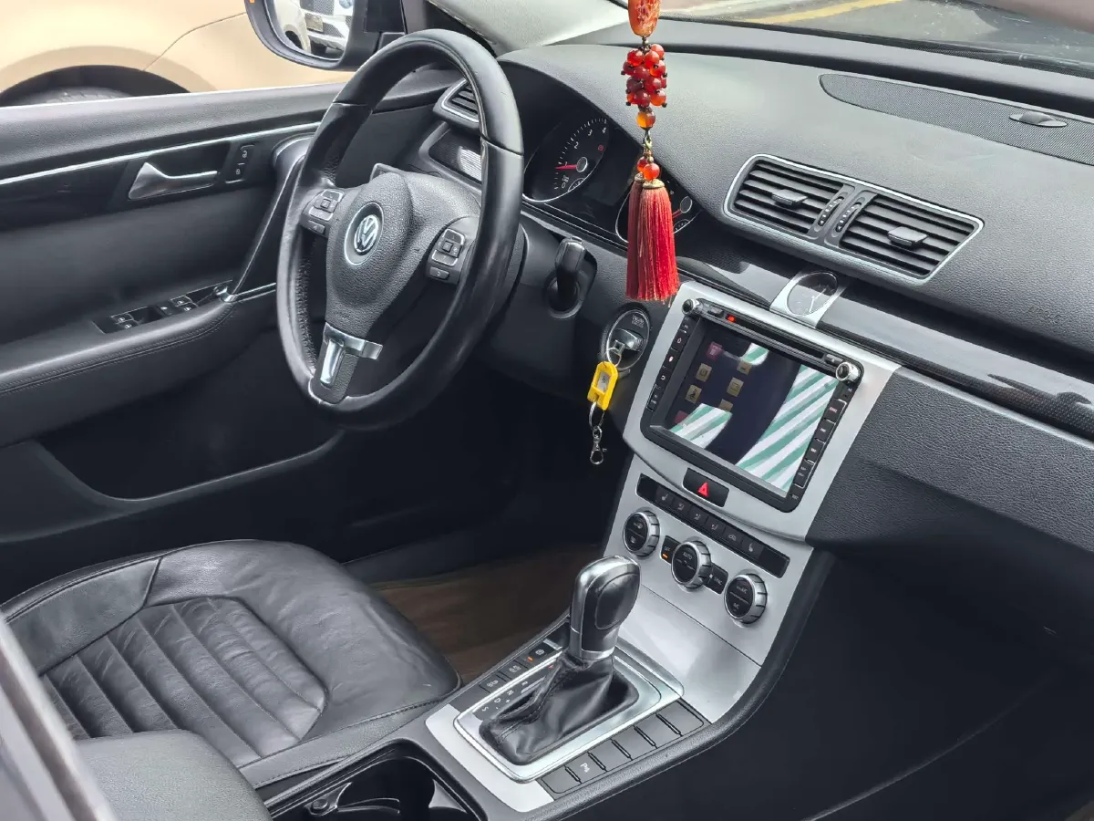 2013 Volkswagen Magotan 1.8T 160HP L4 7DCT,autocango,china used car exporter,china ev exporter,chinese used car exporter,chinese used ev exporter