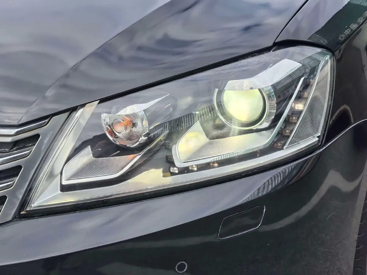 2013 Volkswagen Magotan 1.8T 160HP L4 7DCT,autocango,china used car exporter,china ev exporter,chinese used car exporter,chinese used ev exporter