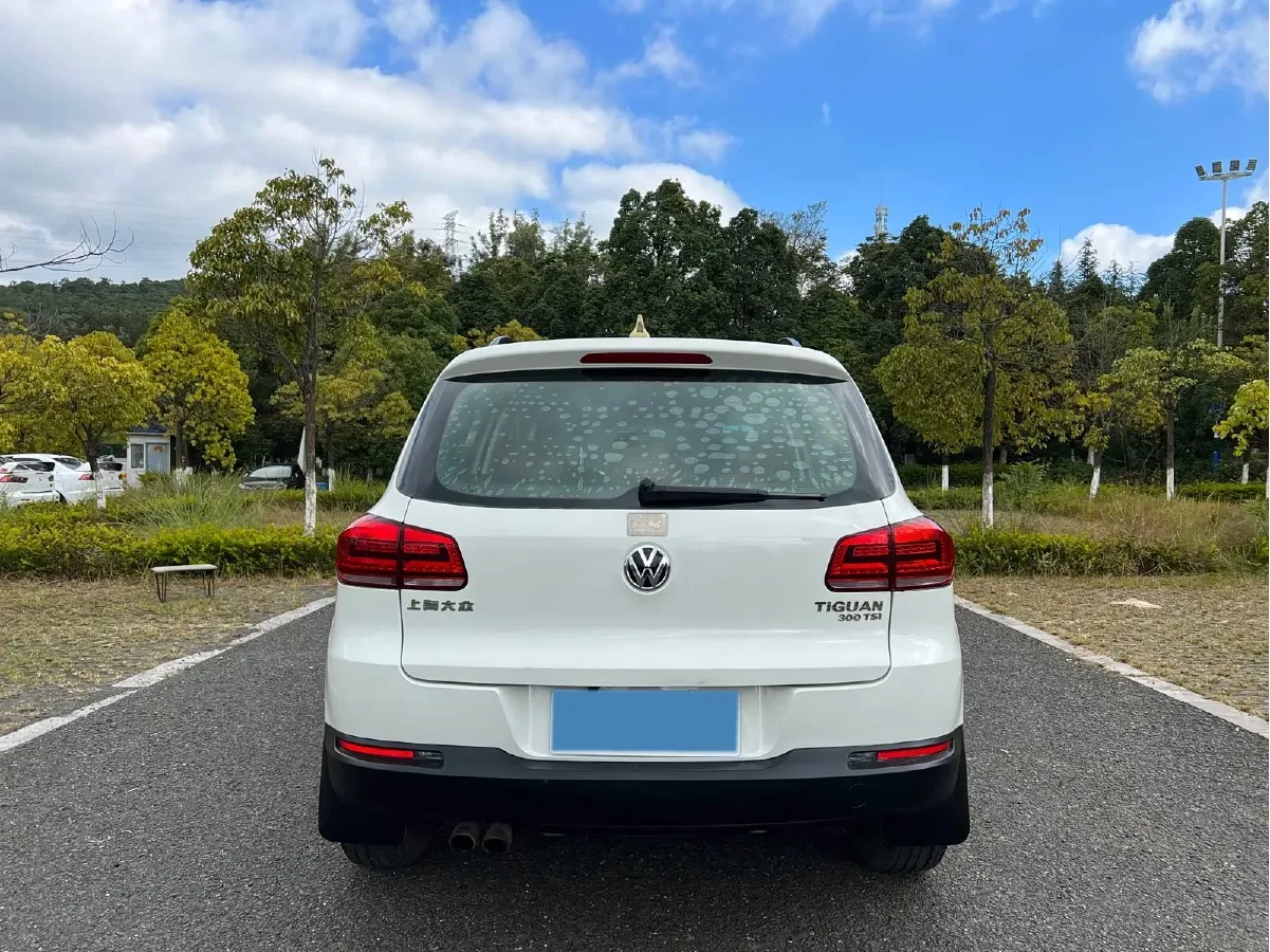 2016 Volkswagen Tiguan 1.8T 160HP L4 6AT,autocango,china used car exporter,china ev exporter,chinese used car exporter,chinese used ev exporter