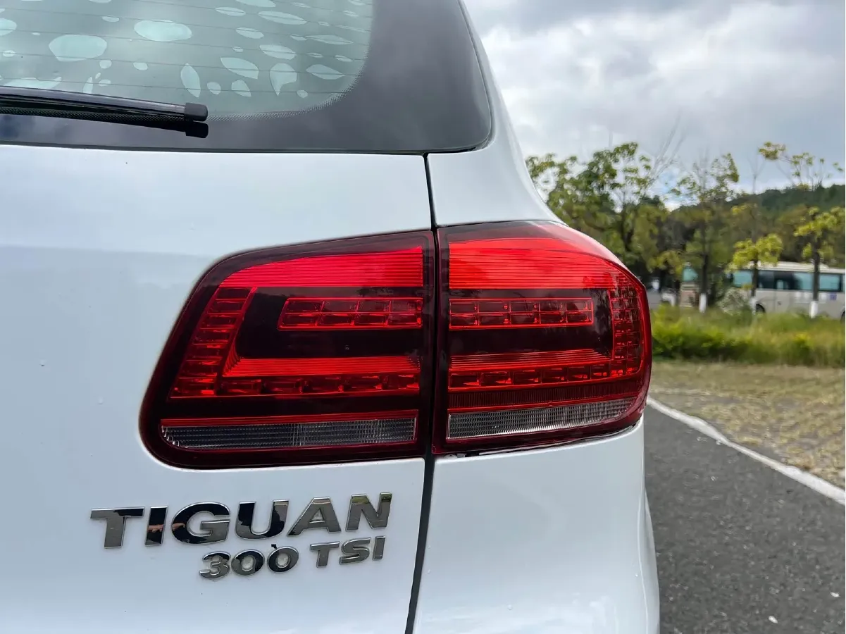 2016 Volkswagen Tiguan 1.8T 160HP L4 6AT,autocango,china used car exporter,china ev exporter,chinese used car exporter,chinese used ev exporter