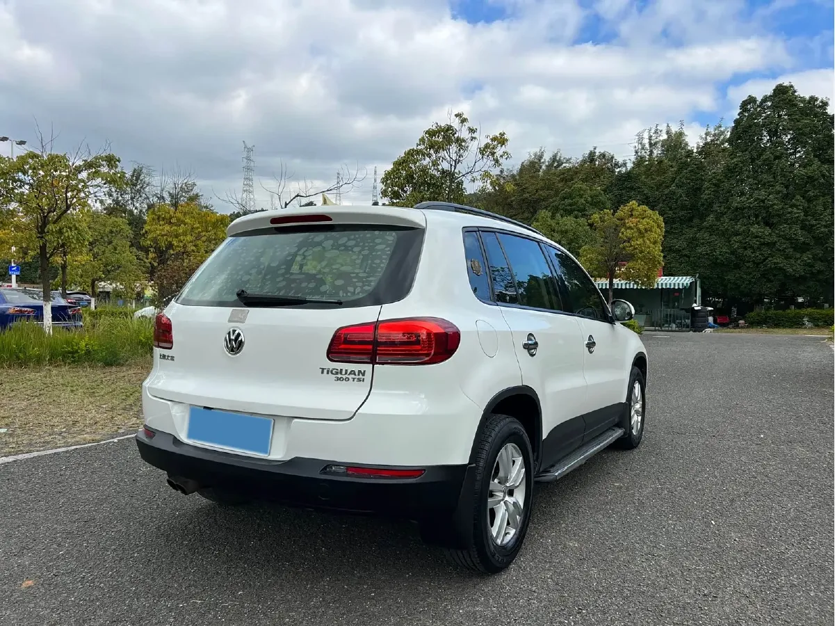 2016 Volkswagen Tiguan 1.8T 160HP L4 6AT,autocango,china used car exporter,china ev exporter,chinese used car exporter,chinese used ev exporter