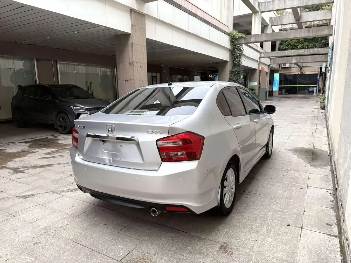 2012 Honda City Classic 1.5L 120HP L4 5AT,autocango,china used car exporter,china ev exporter,chinese used car exporter,chinese used ev exporter