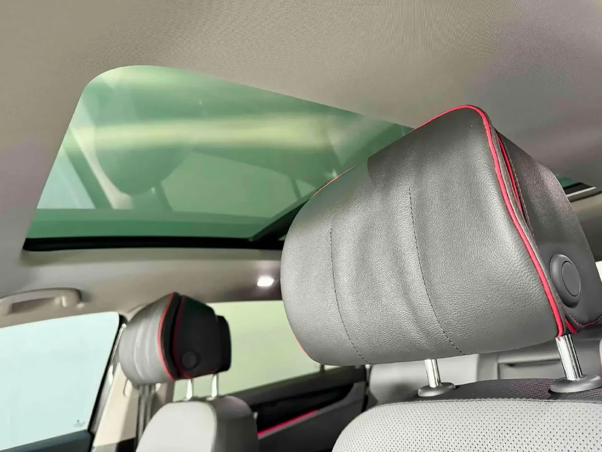 2021 Volkswagen Teramont 2.0T 220HP L4 7DCT,autocango,china used car exporter,china ev exporter,chinese used car exporter,chinese used ev exporter