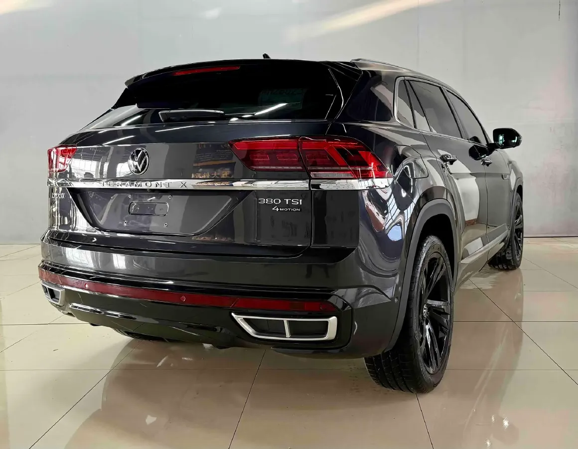 2021 Volkswagen Teramont 2.0T 220HP L4 7DCT,autocango,china used car exporter,china ev exporter,chinese used car exporter,chinese used ev exporter