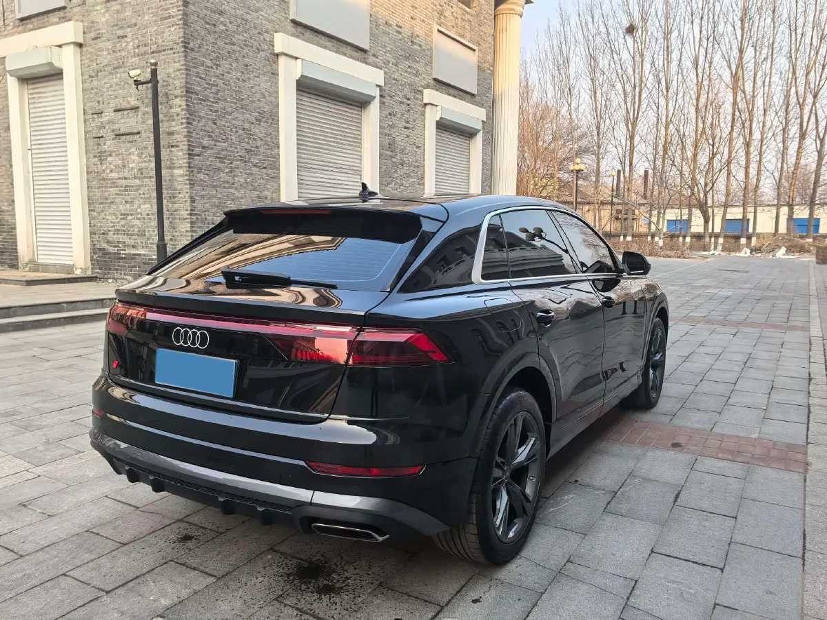 2024 Audi Q8 3.0T 340HP V6 8AT,autocango,china used car exporter,china ev exporter,chinese used car exporter,chinese used ev exporter