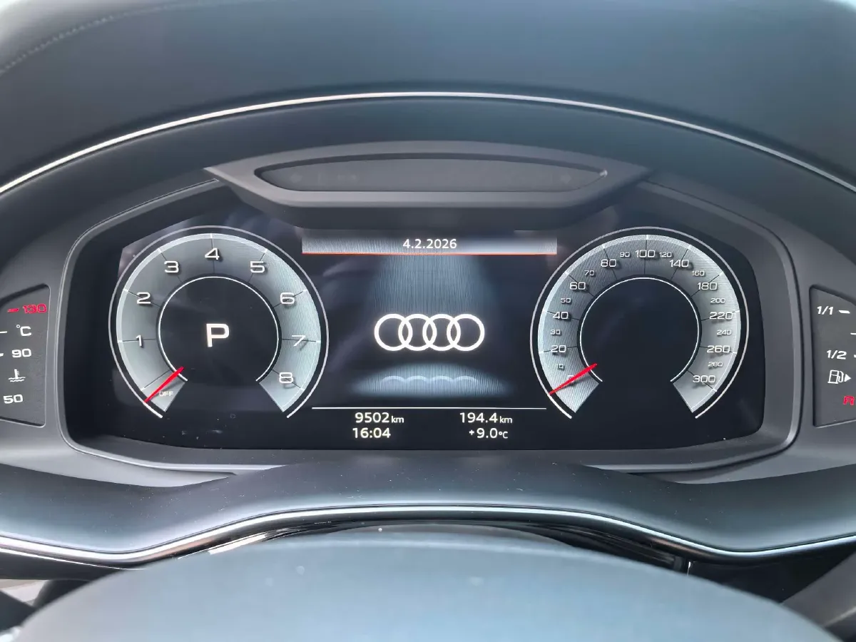 2024 Audi Q8 3.0T 340HP V6 8AT,autocango,china used car exporter,china ev exporter,chinese used car exporter,chinese used ev exporter