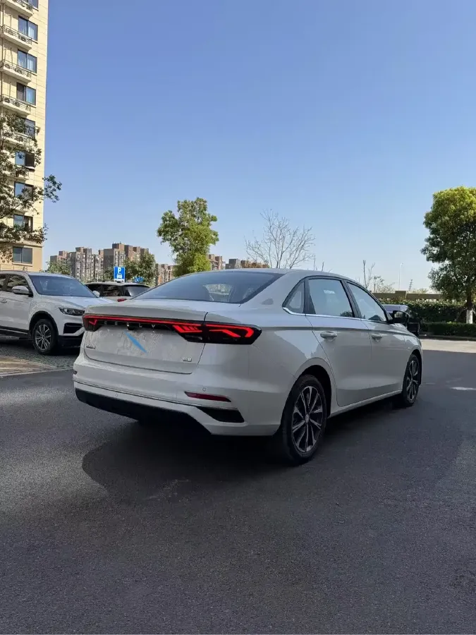 2022 Geely Emgrand 1.5L 114HP L4 CVT,autocango,china used car exporter,china ev exporter,chinese used car exporter,chinese used ev exporter