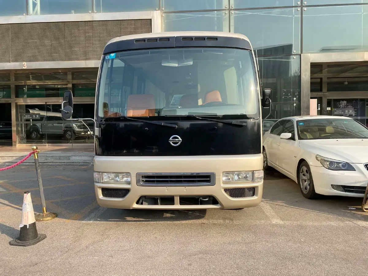 2011 Nissan Civilian 4.5L 180HP L6 5MT,autocango,china used car exporter,china ev exporter,chinese used car exporter,chinese used ev exporter