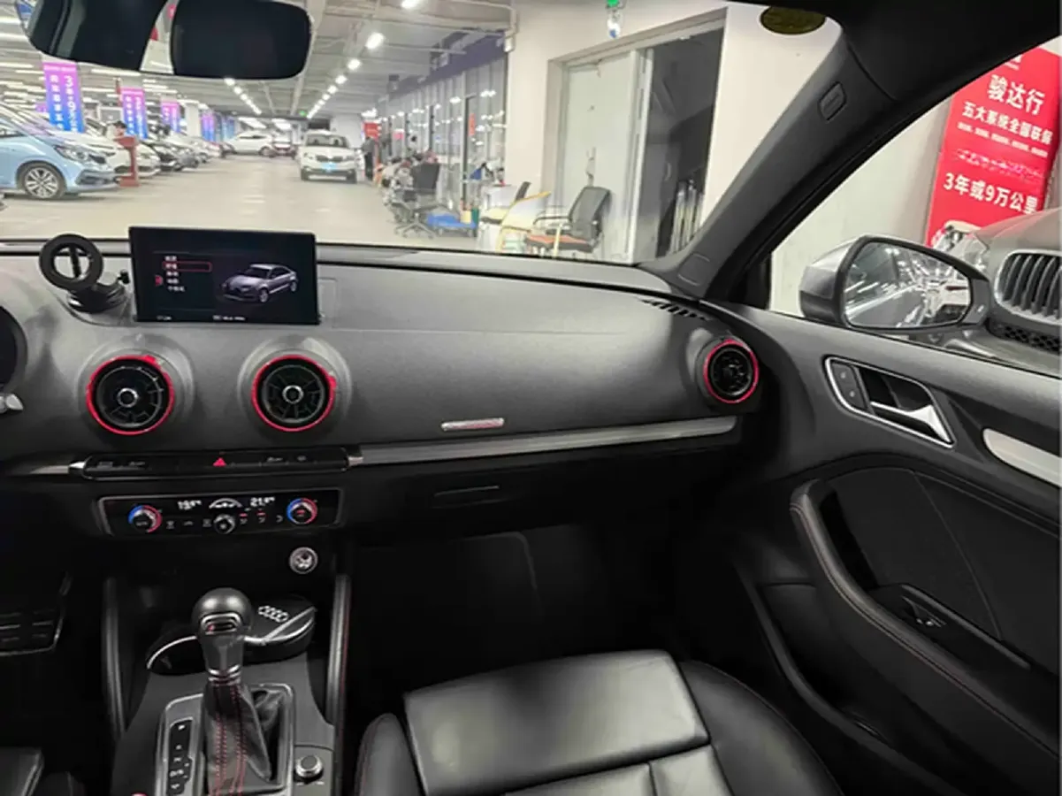 2019 Audi S3 2.0T 290HP L4 7DCT,autocango,china used car exporter,china ev exporter,chinese used car exporter,chinese used ev exporter