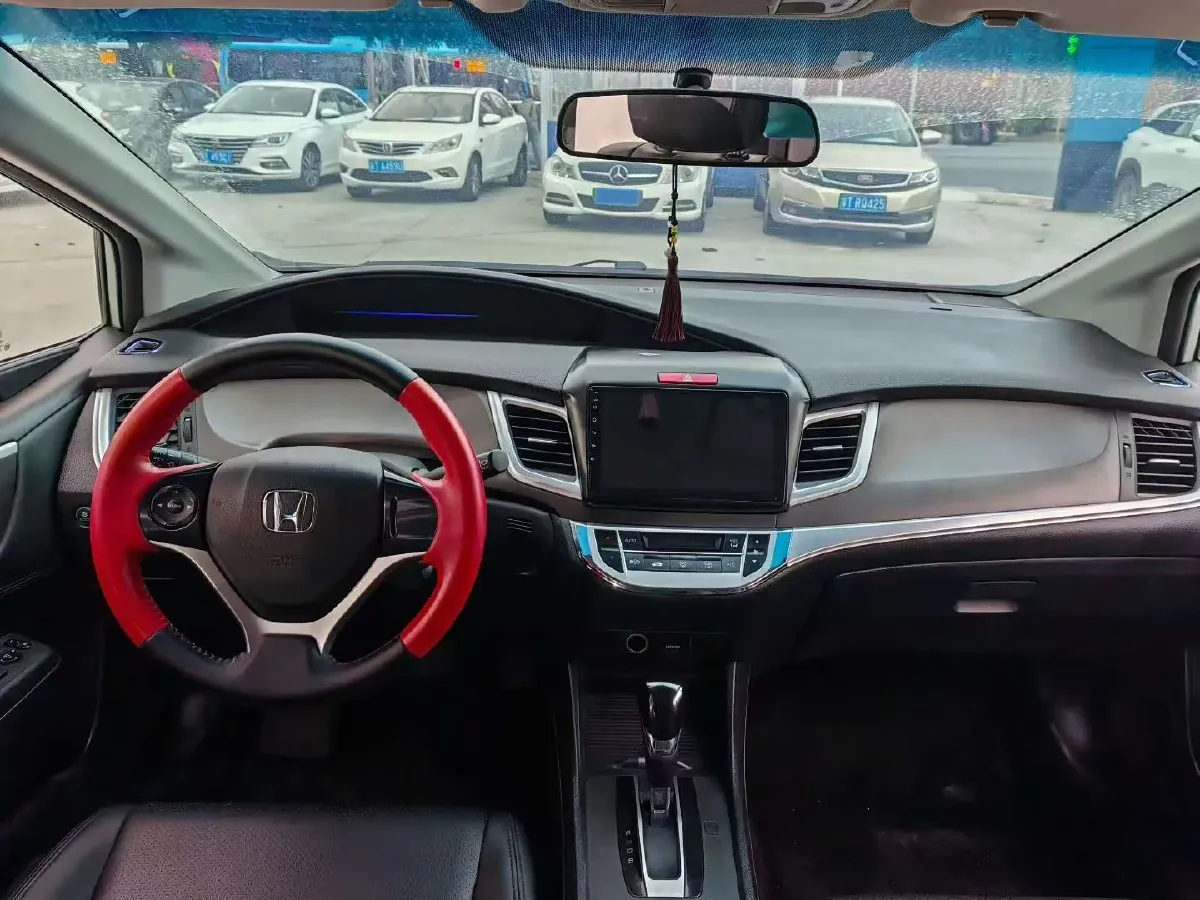 2017 Honda Jade 1.8L 141HP L4 5AT,autocango,china used car exporter,china ev exporter,chinese used car exporter,chinese used ev exporter