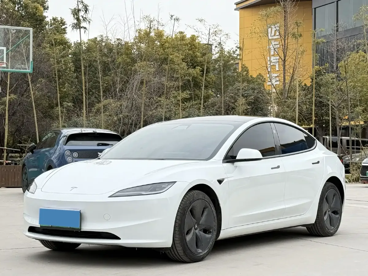 2025 Tesla Model 3 BEV 62.5KWH,autocango,china used car exporter,china ev exporter,chinese used car exporter,chinese used ev exporter