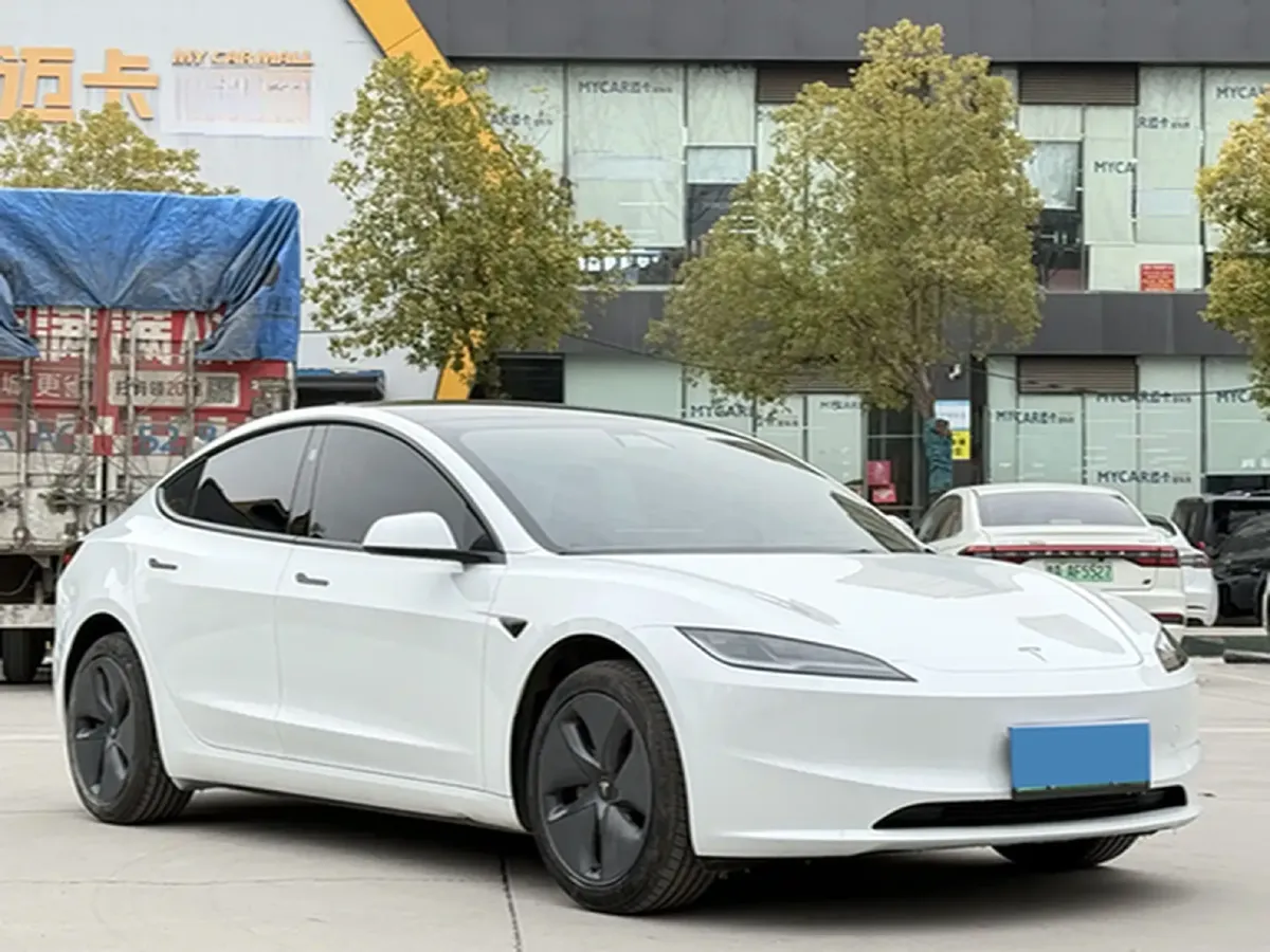 2025 Tesla Model 3 BEV 62.5KWH,autocango,china used car exporter,china ev exporter,chinese used car exporter,chinese used ev exporter