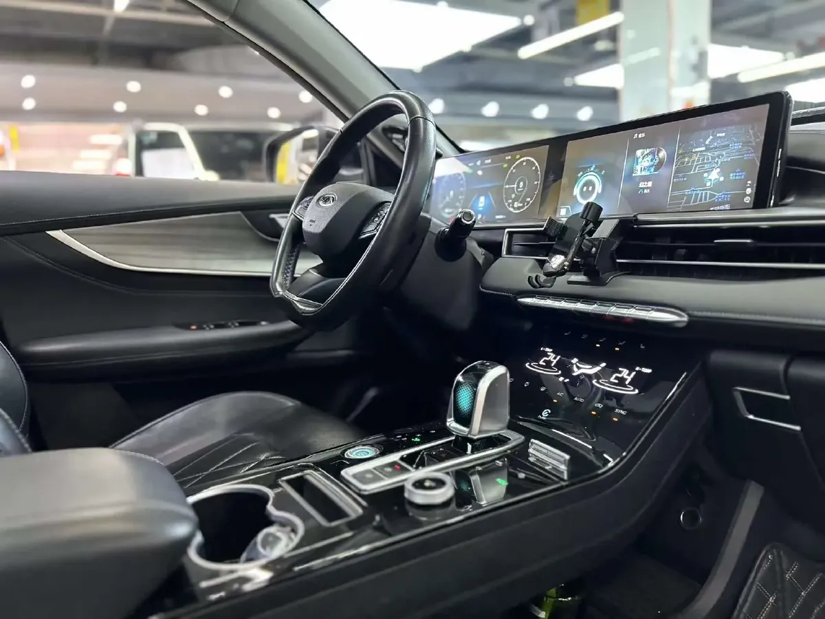 2022 Chery Tiggo 8 Plus e+ 1.5T 156HP L4 3DHT PHEV 19.27KWH,autocango,china used car exporter,china ev exporter,chinese used car exporter,chinese used ev exporter