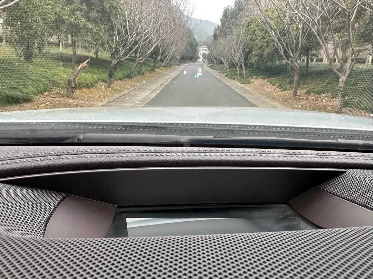 2018 Mercedes-Benz CLS Class 2.0T 299HP L4 9AT,autocango,china used car exporter,china ev exporter,chinese used car exporter,chinese used ev exporter