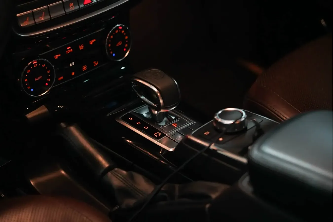 2017 Mercedes-Benz G Class 4.0T 421HP V8 7AT,autocango,china used car exporter,china ev exporter,chinese used car exporter,chinese used ev exporter