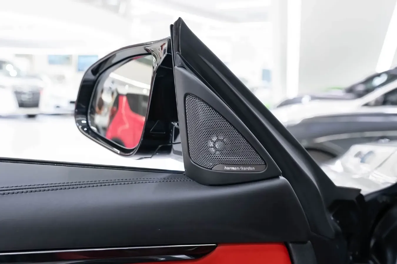 2018 BMW M4 3.0T 450HP L6 7DCT,autocango,china used car exporter,china ev exporter,chinese used car exporter,chinese used ev exporter