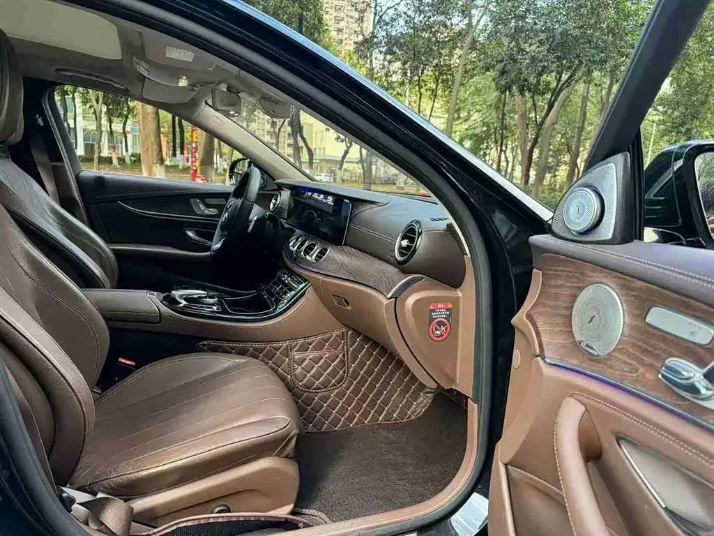 2017 Mercedes-Benz E Class 3.0T 272HP V6 9AT,autocango,china used car exporter,china ev exporter,chinese used car exporter,chinese used ev exporter