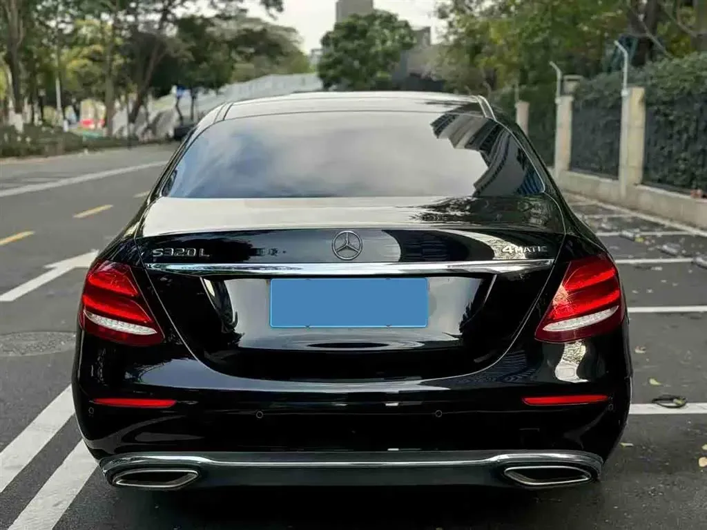 2017 Mercedes-Benz E Class 3.0T 272HP V6 9AT,autocango,china used car exporter,china ev exporter,chinese used car exporter,chinese used ev exporter