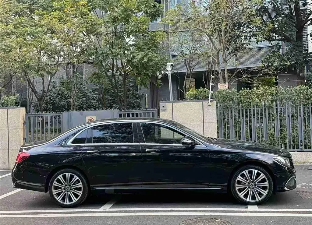 2017 Mercedes-Benz E Class 3.0T 272HP V6 9AT,autocango,china used car exporter,china ev exporter,chinese used car exporter,chinese used ev exporter