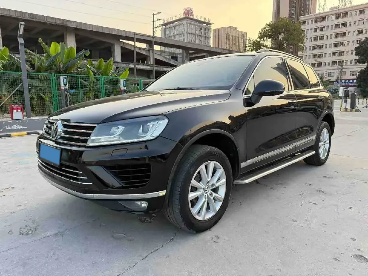 2017 Volkswagen Touareg 3.0T 320HP V6 8AT,autocango,china used car exporter,china ev exporter,chinese used car exporter,chinese used ev exporter
