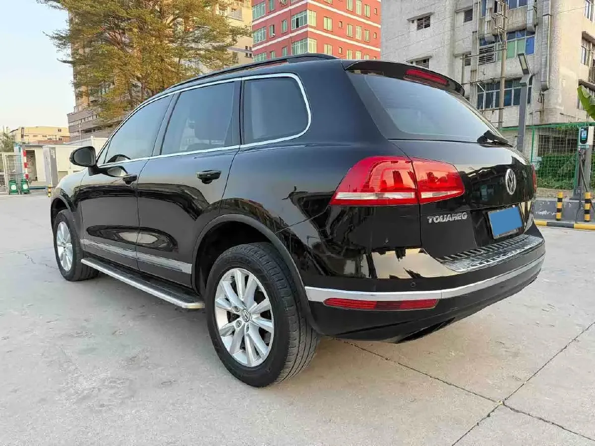 2017 Volkswagen Touareg 3.0T 320HP V6 8AT,autocango,china used car exporter,china ev exporter,chinese used car exporter,chinese used ev exporter