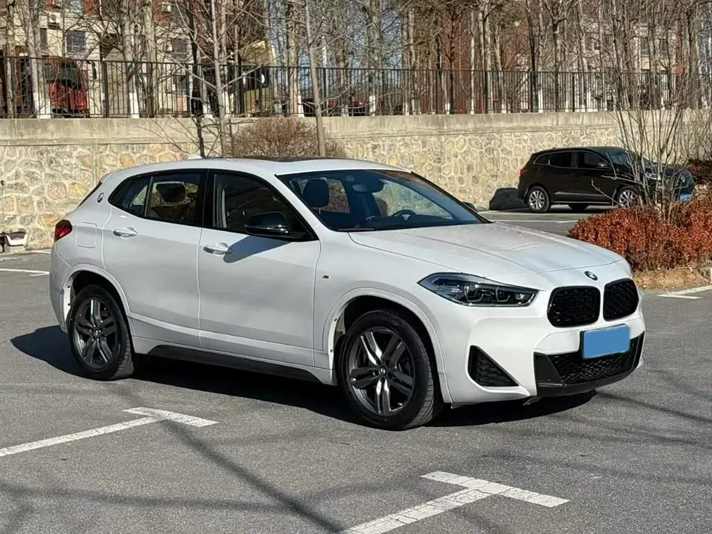 2023 BMW X2 2.0T 178HP L4 7DCT,autocango,china used car exporter,china ev exporter,chinese used car exporter,chinese used ev exporter