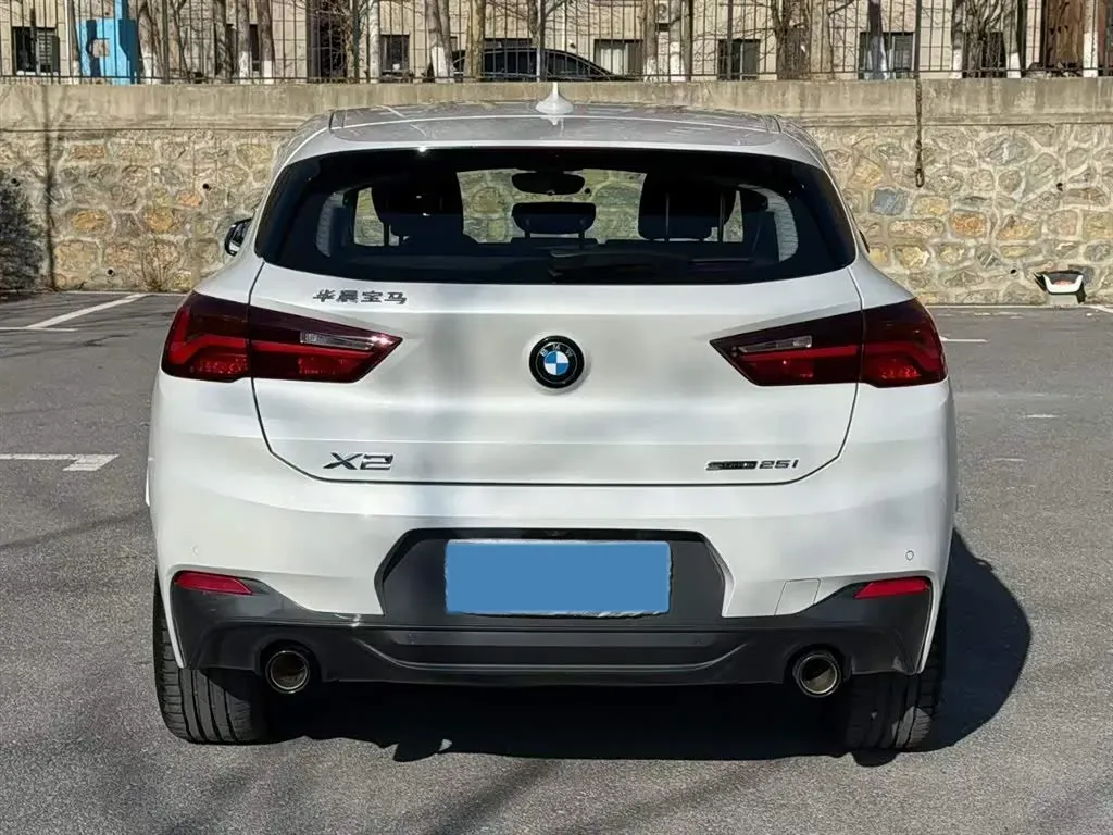 2023 BMW X2 2.0T 178HP L4 7DCT,autocango,china used car exporter,china ev exporter,chinese used car exporter,chinese used ev exporter
