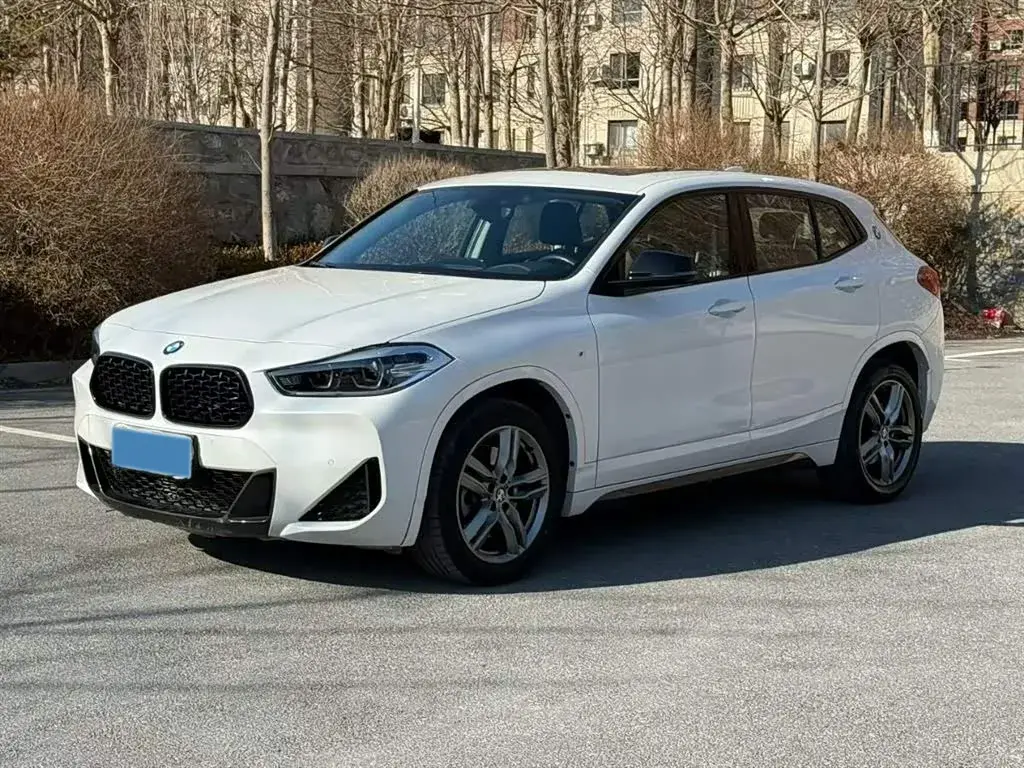 2023 BMW X2 2.0T 178HP L4 7DCT