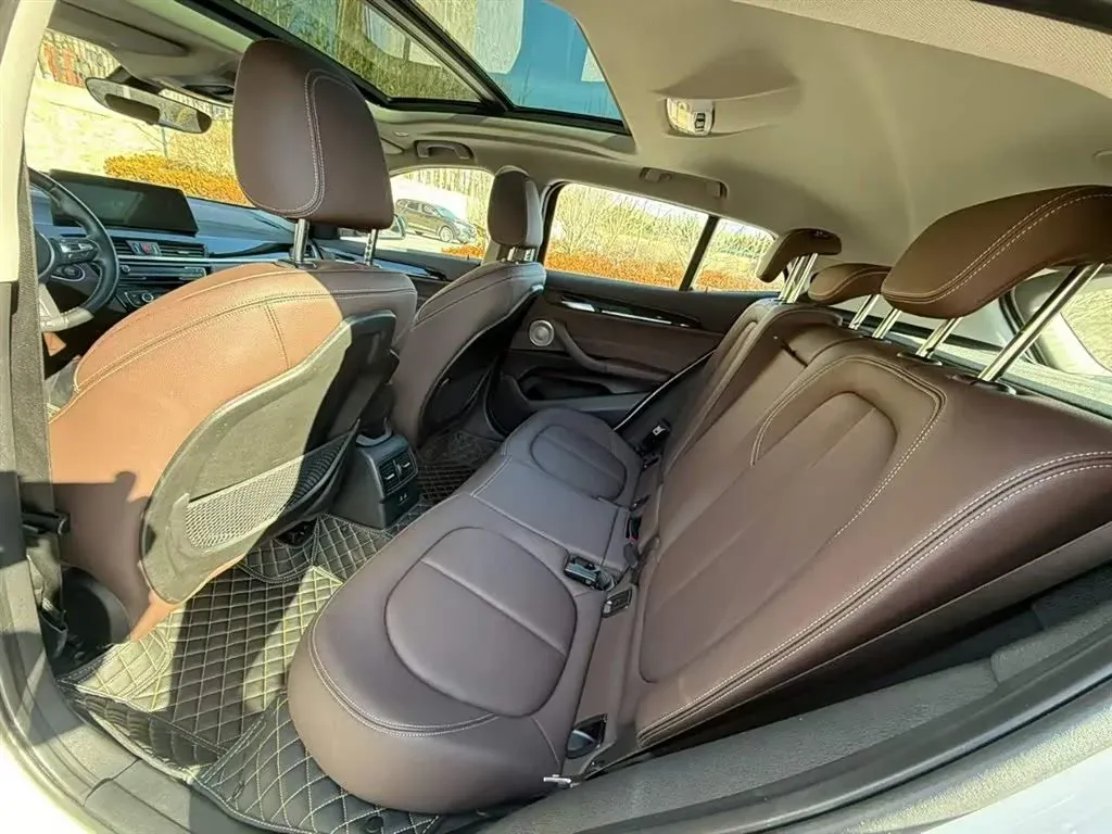 2023 BMW X2 2.0T 178HP L4 7DCT,autocango,china used car exporter,china ev exporter,chinese used car exporter,chinese used ev exporter