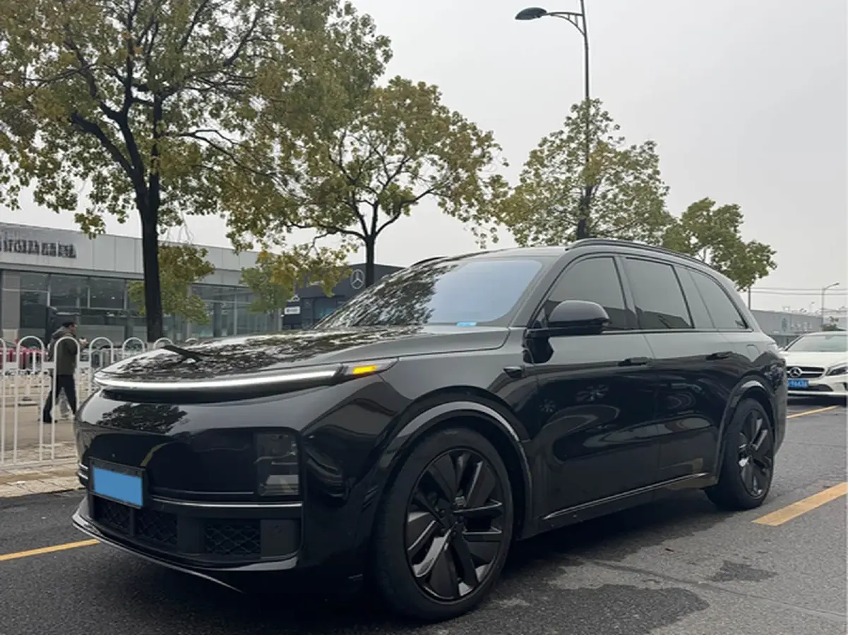 2023 Li L8 Range Extended 154HP REEV 40.9KWH