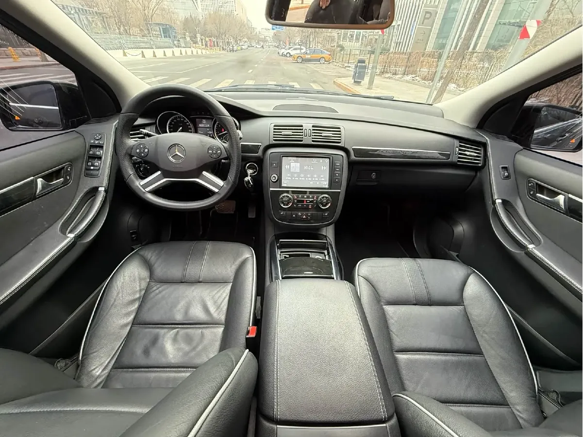 2017 Mercedes-Benz R Class 3.0T 272HP V6 7AT,autocango,china used car exporter,china ev exporter,chinese used car exporter,chinese used ev exporter