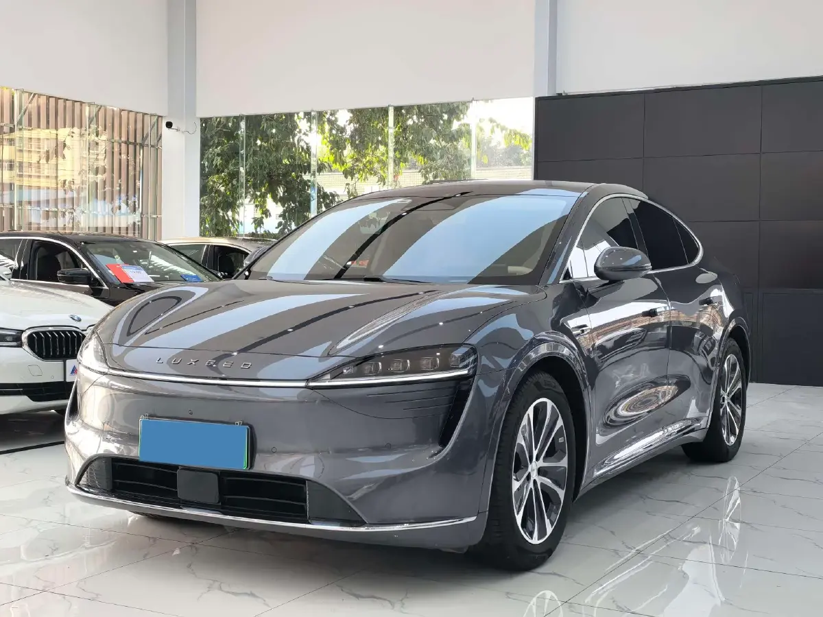 2024 HIMA R7 BEV 82KWH