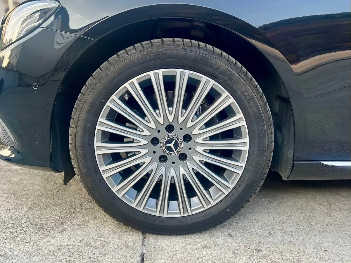 2020 Mercedes-Benz E Class 2.0T 258HP L4 9AT,autocango,china used car exporter,china ev exporter,chinese used car exporter,chinese used ev exporter