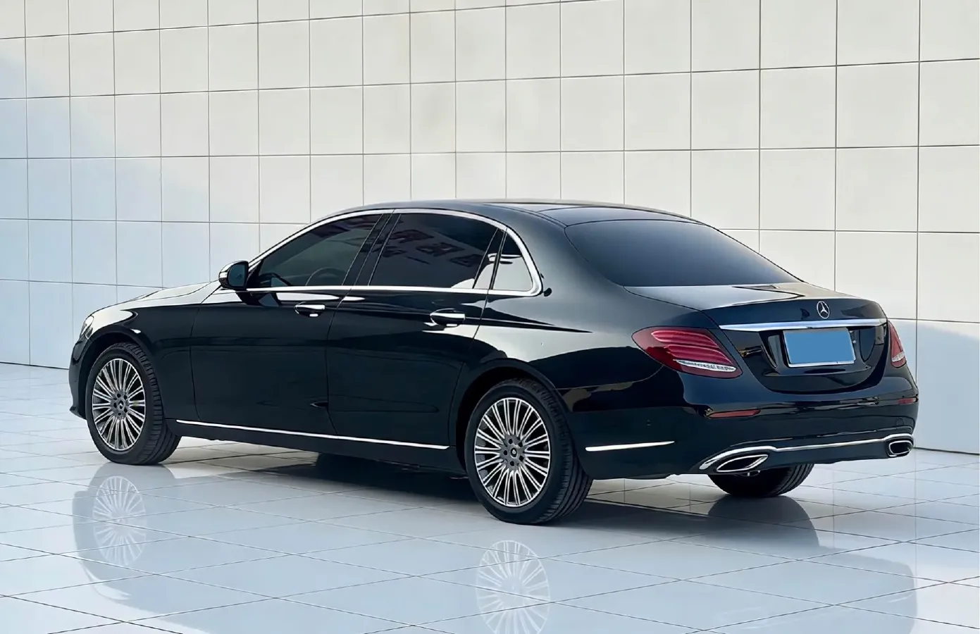 2020 Mercedes-Benz E Class 2.0T 258HP L4 9AT,autocango,china used car exporter,china ev exporter,chinese used car exporter,chinese used ev exporter