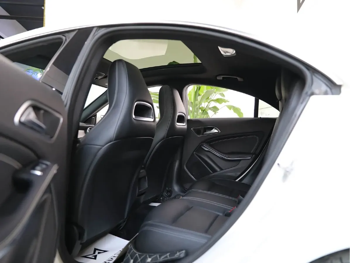 2018 Mercedes-Benz CLA Class 1.6T 156HP L4 7DCT,autocango,china used car exporter,china ev exporter,chinese used car exporter,chinese used ev exporter